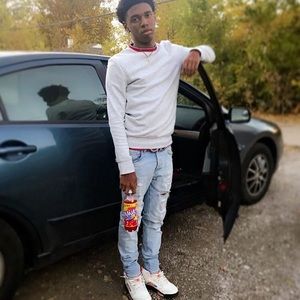 Meet your Posher, Milan